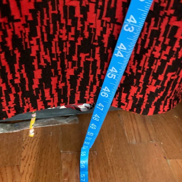 NWT Avenue Dress Womens Sz 18 20 Red Black Print Long Sleeve Sheath Midi Stretch - Picture 6 of 9